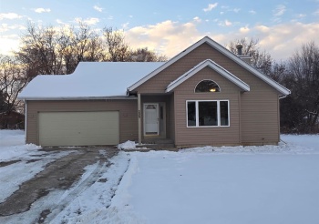 205 Gables, POPLAR GROVE, Illinois 61065, 3 Bedrooms Bedrooms, ,2 BathroomsBathrooms,House,For Sale,Gables,202507454