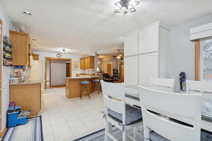 638 Merrion, ROSCOE, Illinois 61073, 4 Bedrooms Bedrooms, ,3 BathroomsBathrooms,House,For Sale,Merrion,202507419