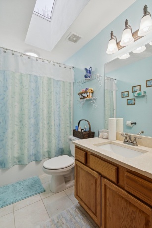 638 Merrion, ROSCOE, Illinois 61073, 4 Bedrooms Bedrooms, ,3 BathroomsBathrooms,House,For Sale,Merrion,202507419