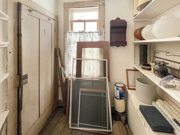 507&503 Pleasant, FREEPORT, Illinois 61032, 2 Bedrooms Bedrooms, ,1 BathroomBathrooms,House,For Sale,Pleasant,202507456