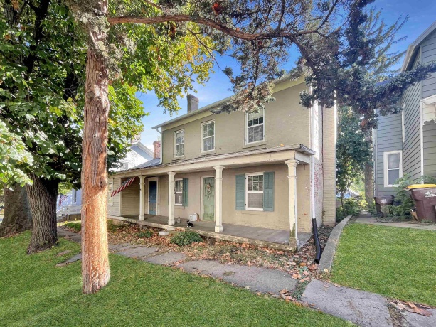 507&503 Pleasant, FREEPORT, Illinois 61032, 2 Bedrooms Bedrooms, ,1 BathroomBathrooms,House,For Sale,Pleasant,202507456