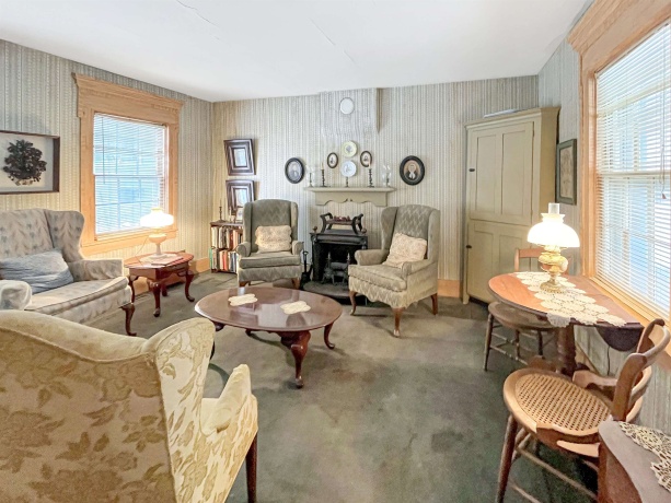 507&503 Pleasant, FREEPORT, Illinois 61032, 2 Bedrooms Bedrooms, ,1 BathroomBathrooms,House,For Sale,Pleasant,202507456