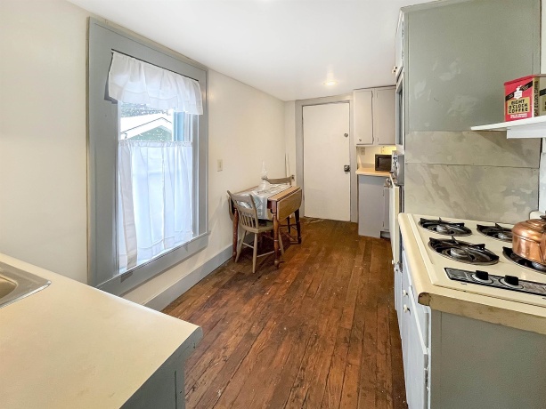 503&507 Pleasant, FREEPORT, Illinois 61032, 3 Bedrooms Bedrooms, ,1 BathroomBathrooms,House,For Sale,Pleasant,202507458