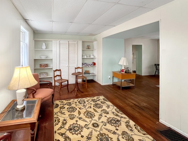 503&507 Pleasant, FREEPORT, Illinois 61032, 3 Bedrooms Bedrooms, ,1 BathroomBathrooms,House,For Sale,Pleasant,202507458