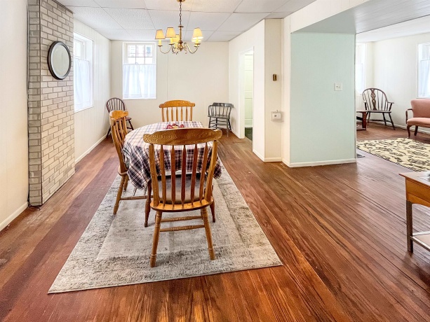 503&507 Pleasant, FREEPORT, Illinois 61032, 3 Bedrooms Bedrooms, ,1 BathroomBathrooms,House,For Sale,Pleasant,202507458