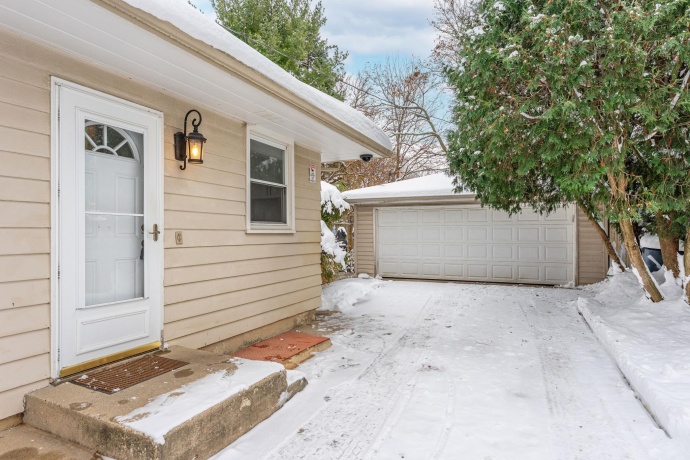 4107 Dakota, ROCKFORD, Illinois 61108, 3 Bedrooms Bedrooms, ,1 BathroomBathrooms,House,For Sale,Dakota,202507464