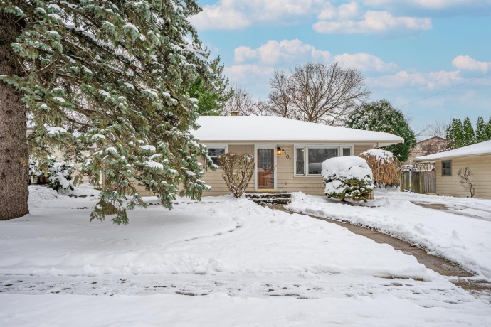 4107 Dakota, ROCKFORD, Illinois 61108, 3 Bedrooms Bedrooms, ,1 BathroomBathrooms,House,For Sale,Dakota,202507464