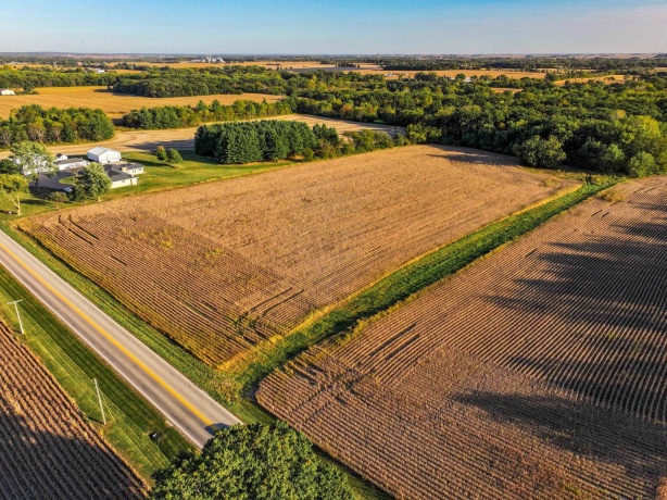 00 Lawrenceville, GARDEN PRAIRIE, Illinois 61038, ,Land,For Sale,Lawrenceville,202507466