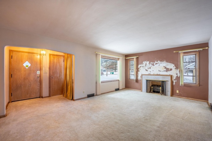 3606 Prairie, ROCKFORD, Illinois 61102, 3 Bedrooms Bedrooms, ,1 BathroomBathrooms,House,For Sale,Prairie,202507469