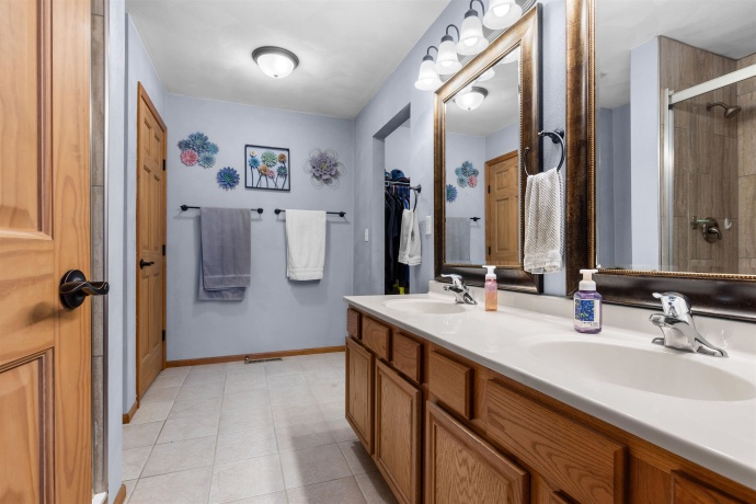 1106 Westmont, DURAND, Illinois 61024, 3 Bedrooms Bedrooms, ,2 BathroomsBathrooms,House,For Sale,Westmont,202507472