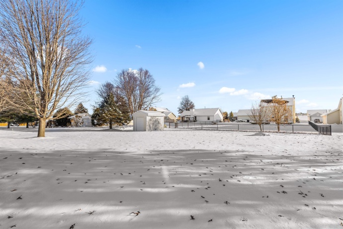 1106 Westmont, DURAND, Illinois 61024, 3 Bedrooms Bedrooms, ,2 BathroomsBathrooms,House,For Sale,Westmont,202507472