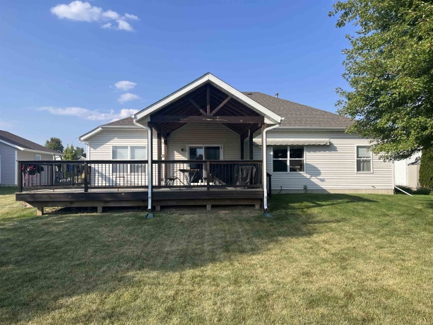 1106 Westmont, DURAND, Illinois 61024, 3 Bedrooms Bedrooms, ,2 BathroomsBathrooms,House,For Sale,Westmont,202507472