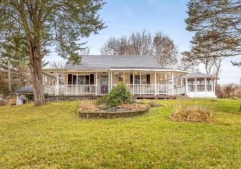 3619 Chippewa, ROCKFORD, Illinois 61102, 3 Bedrooms Bedrooms, ,3 BathroomsBathrooms,House,For Sale,Chippewa,202507300