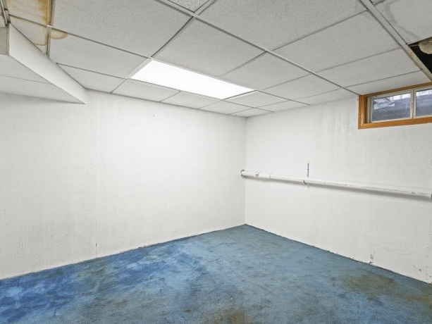 3619 Chippewa, ROCKFORD, Illinois 61102, 3 Bedrooms Bedrooms, ,3 BathroomsBathrooms,House,For Sale,Chippewa,202507300