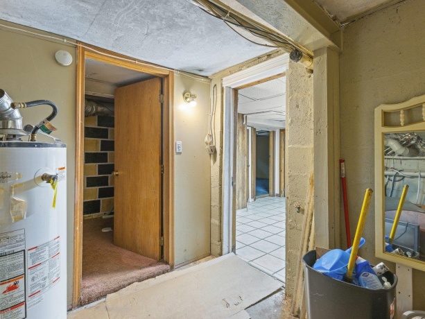 3619 Chippewa, ROCKFORD, Illinois 61102, 3 Bedrooms Bedrooms, ,3 BathroomsBathrooms,House,For Sale,Chippewa,202507300