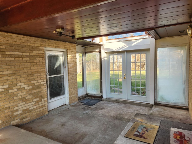 9225 2nd, MACHESNEY PARK, Illinois 61115, 2 Bedrooms Bedrooms, ,1 BathroomBathrooms,House,For Sale,2nd,202507474