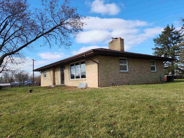 9225 2nd, MACHESNEY PARK, Illinois 61115, 2 Bedrooms Bedrooms, ,1 BathroomBathrooms,House,For Sale,2nd,202507474
