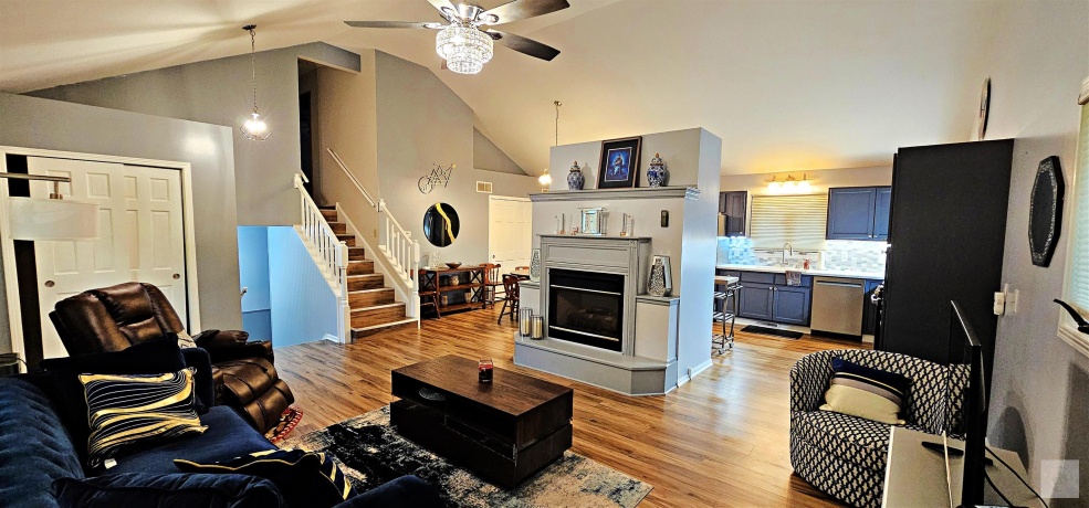 1 Wherry, Putnam, Illinois 61560, 3 Bedrooms Bedrooms, ,2 BathroomsBathrooms,House,For Sale,Wherry,202507477