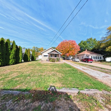 118 3rd, Streator, Illinois 61364, 2 Bedrooms Bedrooms, ,1 BathroomBathrooms,House,For Sale,3rd,202507479