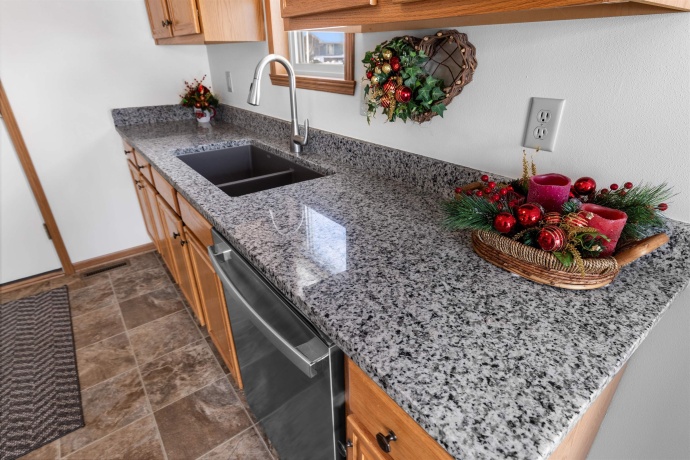 4414 SUNBURY, ROCKFORD, Illinois 61109, 3 Bedrooms Bedrooms, ,2 BathroomsBathrooms,House,For Sale,SUNBURY,202507480