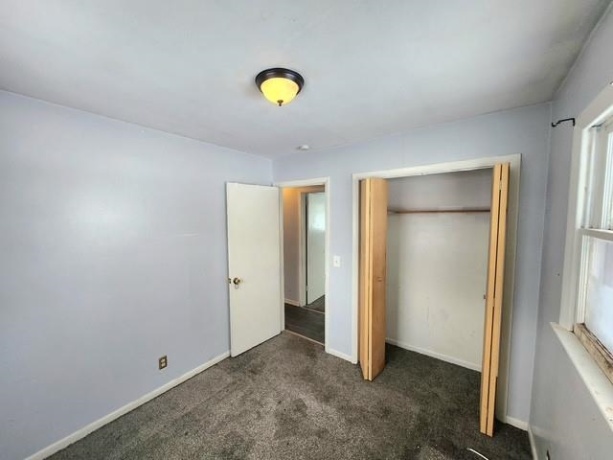 3326-28 Montrose, ROCKFORD, Illinois 61101, ,2 Units,For Sale,Montrose,202507483