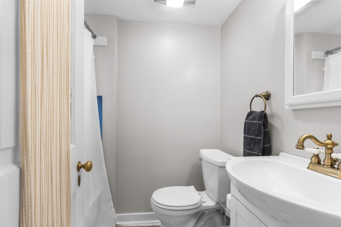 3505 BROOKVIEW, ROCKFORD, Illinois 61107, 5 Bedrooms Bedrooms, ,3 BathroomsBathrooms,House,For Sale,BROOKVIEW,202506432