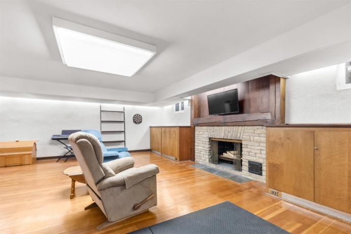 3505 BROOKVIEW, ROCKFORD, Illinois 61107, 5 Bedrooms Bedrooms, ,3 BathroomsBathrooms,House,For Sale,BROOKVIEW,202506432