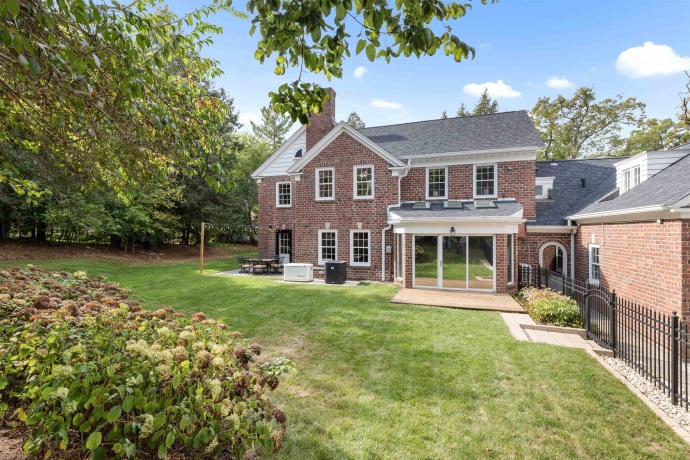 3505 BROOKVIEW, ROCKFORD, Illinois 61107, 5 Bedrooms Bedrooms, ,3 BathroomsBathrooms,House,For Sale,BROOKVIEW,202506432