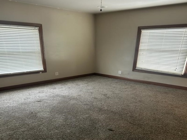 1434 Elm, ROCKFORD, Illinois 61102, 5 Bedrooms Bedrooms, ,1 BathroomBathrooms,House,For Sale,Elm,202507484