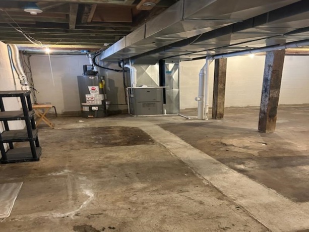 1434 Elm, ROCKFORD, Illinois 61102, 5 Bedrooms Bedrooms, ,1 BathroomBathrooms,House,For Sale,Elm,202507484