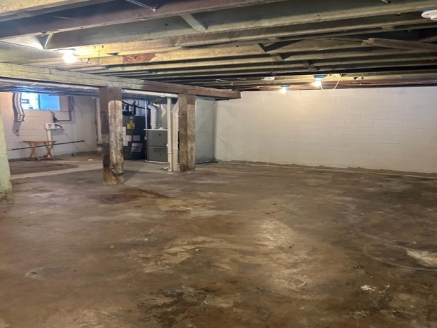 1434 Elm, ROCKFORD, Illinois 61102, 5 Bedrooms Bedrooms, ,1 BathroomBathrooms,House,For Sale,Elm,202507484