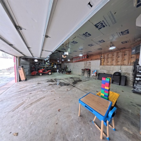 143 1st, Streator, Illinois 61364, 3 Bedrooms Bedrooms, ,3 BathroomsBathrooms,House,For Sale,1st,202507487