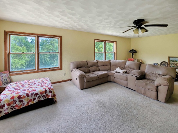 4459 Stagecoach, GALENA, Illinois 61036, 3 Bedrooms Bedrooms, ,2 BathroomsBathrooms,House,For Sale,Stagecoach,202502921