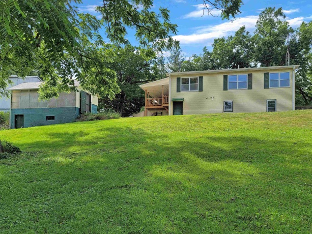 4459 Stagecoach, GALENA, Illinois 61036, 3 Bedrooms Bedrooms, ,2 BathroomsBathrooms,House,For Sale,Stagecoach,202502921