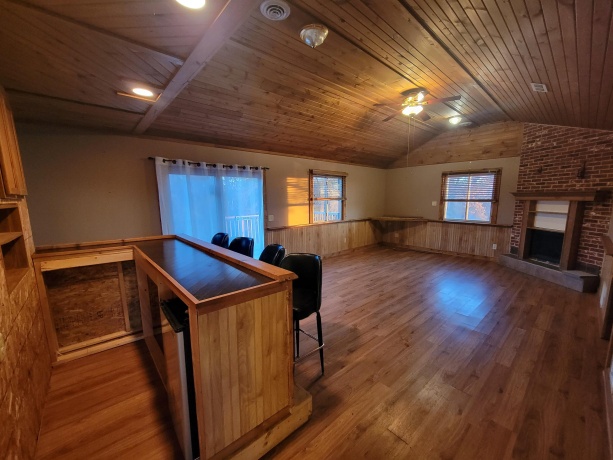 21882 410 East, SHEFFIELD, Illinois 61361, 2 Bedrooms Bedrooms, ,2 BathroomsBathrooms,House,For Sale,410 East,202507489