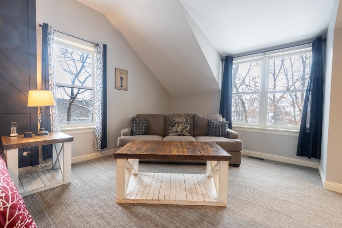 2 Canton, GALENA, Illinois 61036, 4 Bedrooms Bedrooms, ,3 BathroomsBathrooms,House,For Sale,Canton,202507497