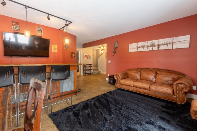 2 Canton, GALENA, Illinois 61036, 4 Bedrooms Bedrooms, ,3 BathroomsBathrooms,House,For Sale,Canton,202507497