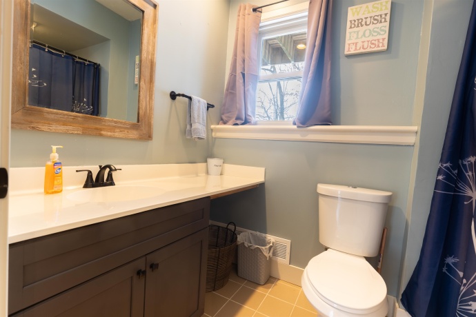 2 Canton, GALENA, Illinois 61036, 4 Bedrooms Bedrooms, ,3 BathroomsBathrooms,House,For Sale,Canton,202507497