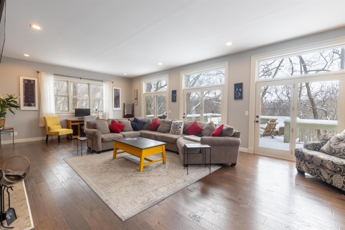 2 Canton, GALENA, Illinois 61036, 4 Bedrooms Bedrooms, ,3 BathroomsBathrooms,House,For Sale,Canton,202507497