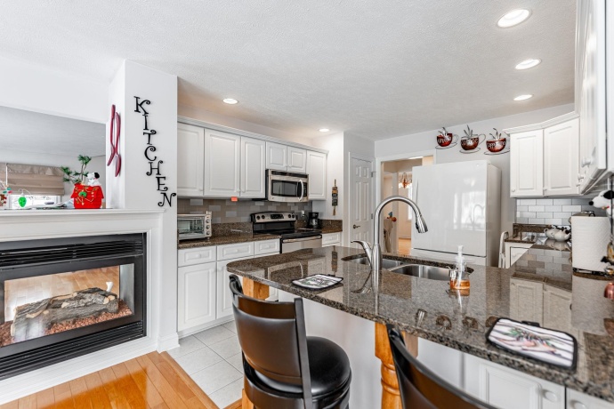 225 Secretariats Way, BELVIDERE, Illinois 61008, 3 Bedrooms Bedrooms, ,2 BathroomsBathrooms,Condominium,For Sale,Secretariats Way,202507501