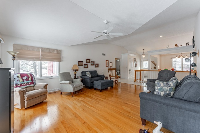 225 Secretariats Way, BELVIDERE, Illinois 61008, 3 Bedrooms Bedrooms, ,2 BathroomsBathrooms,Condominium,For Sale,Secretariats Way,202507501