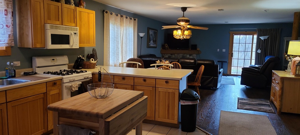 2643 Il Rt. 178 Unit Q-1, Utica, Illinois 61373, 2 Bedrooms Bedrooms, ,2 BathroomsBathrooms,Condominium,For Sale,Il Rt. 178 Unit Q-1,202507504