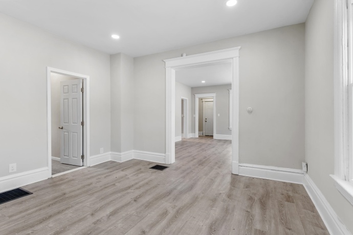 1204 6th, ROCKFORD, Illinois 61104, ,2 Units,For Sale,6th,202507507