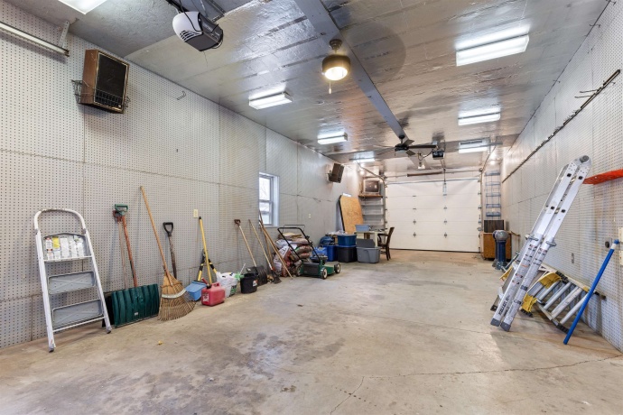 3044 LOUISE, ROCKFORD, Illinois 61103, 2 Bedrooms Bedrooms, ,1 BathroomBathrooms,House,For Sale,LOUISE,202507505