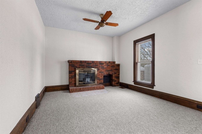 3044 LOUISE, ROCKFORD, Illinois 61103, 2 Bedrooms Bedrooms, ,1 BathroomBathrooms,House,For Sale,LOUISE,202507505