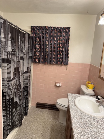 13 Stanton, SHANNON, Illinois 61078, 3 Bedrooms Bedrooms, ,1 BathroomBathrooms,House,For Sale,Stanton,202507511