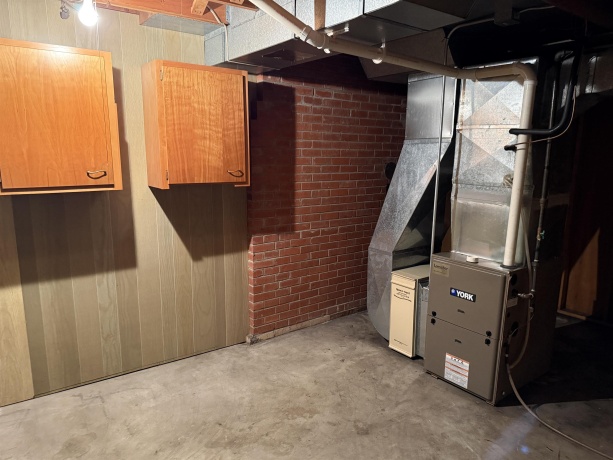 13 Stanton, SHANNON, Illinois 61078, 3 Bedrooms Bedrooms, ,1 BathroomBathrooms,House,For Sale,Stanton,202507511