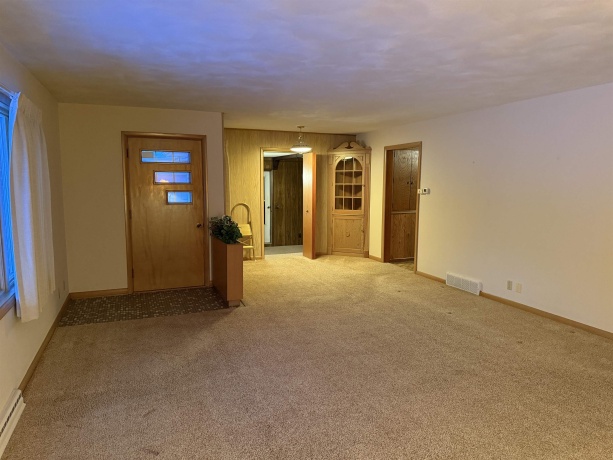 13 Stanton, SHANNON, Illinois 61078, 3 Bedrooms Bedrooms, ,1 BathroomBathrooms,House,For Sale,Stanton,202507511