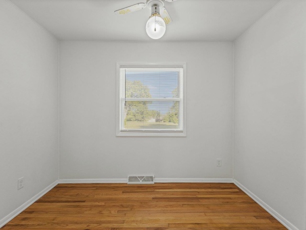 2205 Clover, ROCKFORD, Illinois 61102, 4 Bedrooms Bedrooms, ,2 BathroomsBathrooms,House,For Sale,Clover,202506103