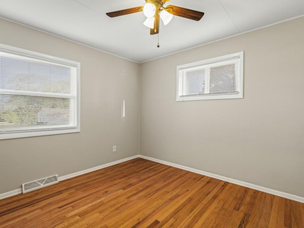 2205 Clover, ROCKFORD, Illinois 61102, 4 Bedrooms Bedrooms, ,2 BathroomsBathrooms,House,For Sale,Clover,202506103